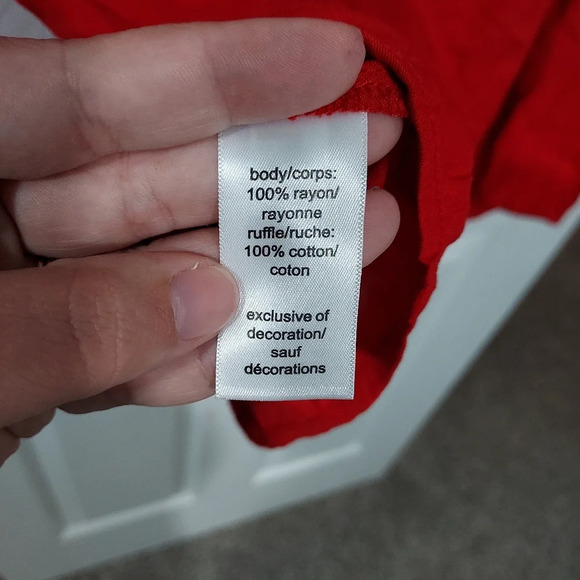 NWOT Maurices Solid Red Eyelet Trim Flutter Sleeve Top in Size 4X - Picture 10 of 10